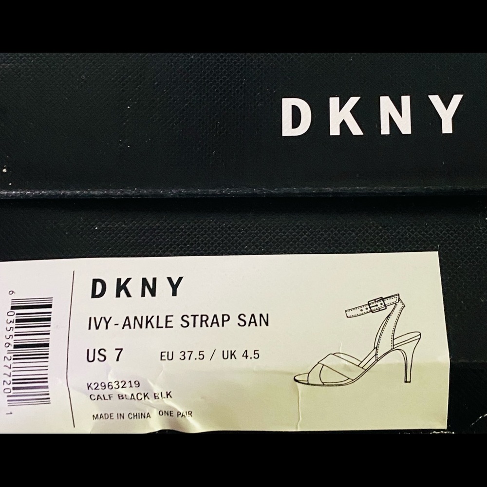 NWT DKNY Women’s Black IvyLeather Sandal 7 - Picture 6 of 6
